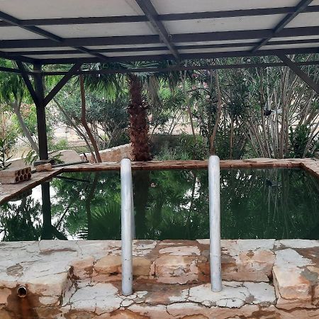 Afra Hot Springs Chalets At-Tafilah 외부 사진