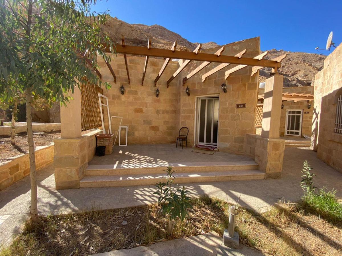 Afra Hot Springs Chalets At-Tafilah 외부 사진