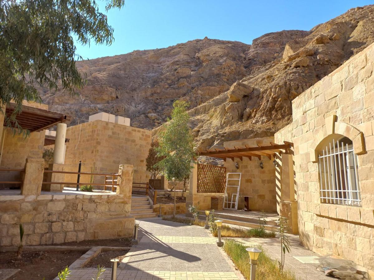 Afra Hot Springs Chalets At-Tafilah 외부 사진