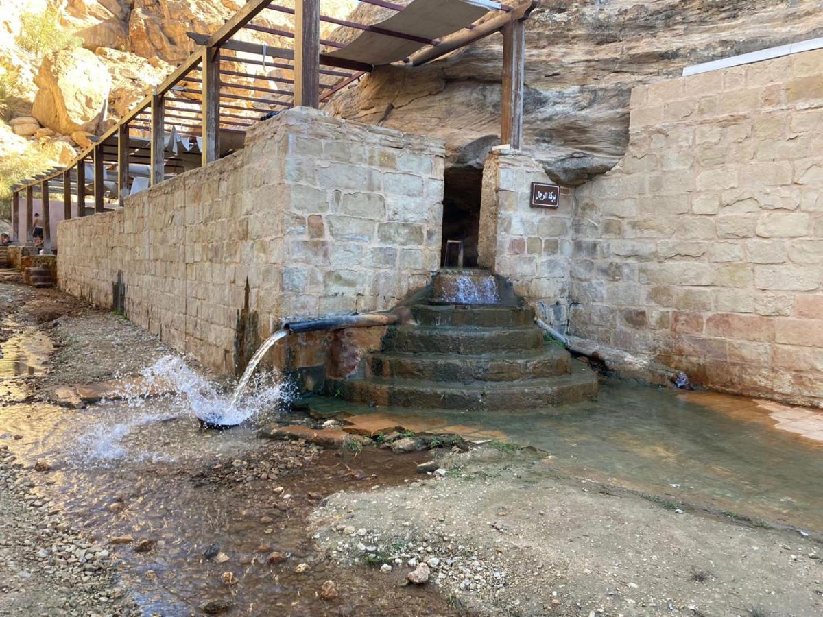 Afra Hot Springs Chalets At-Tafilah 외부 사진