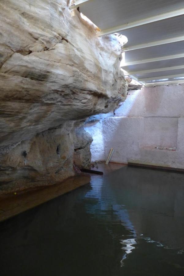 Afra Hot Springs Chalets At-Tafilah 외부 사진